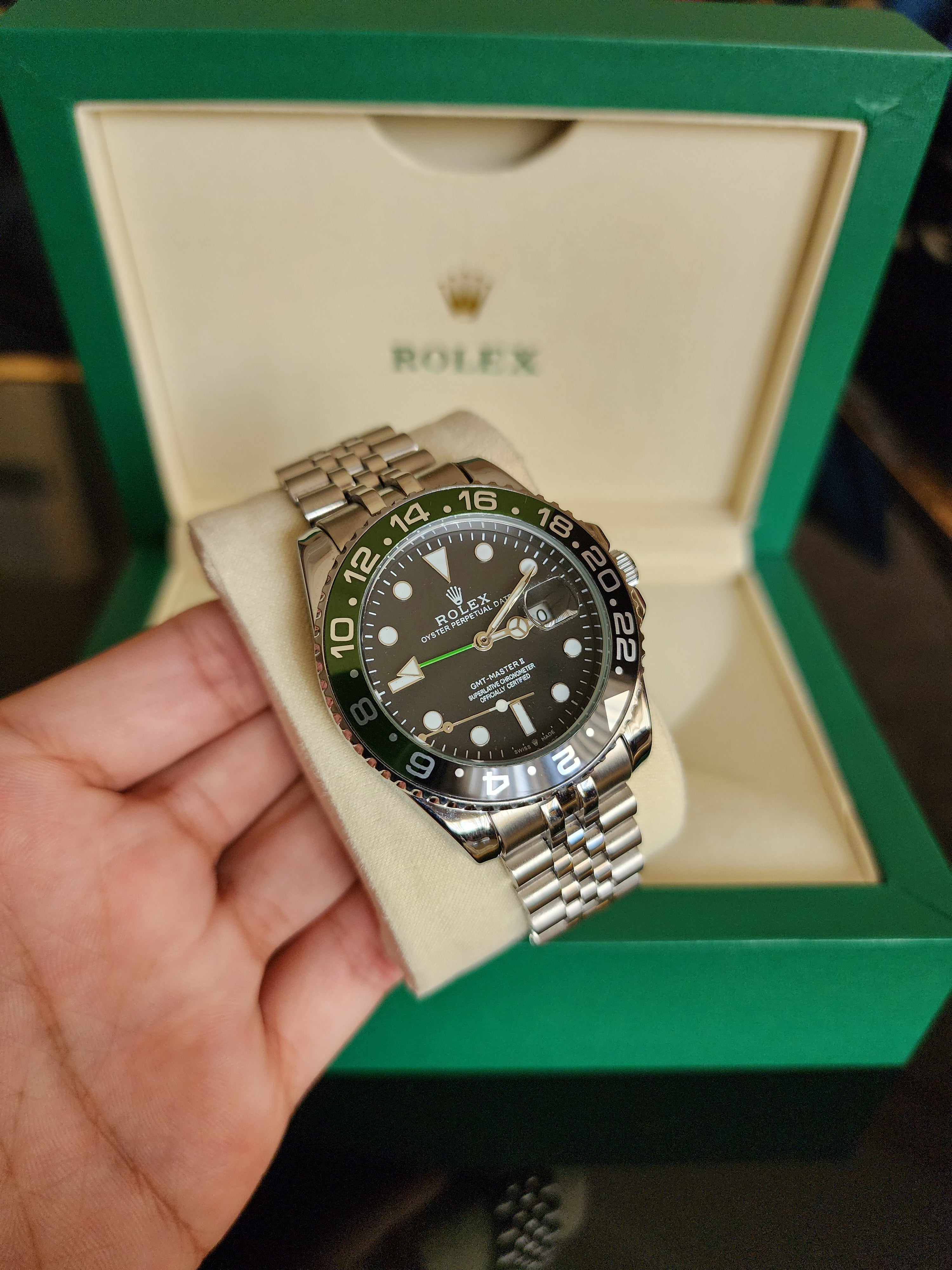 Rolex: GMT Green