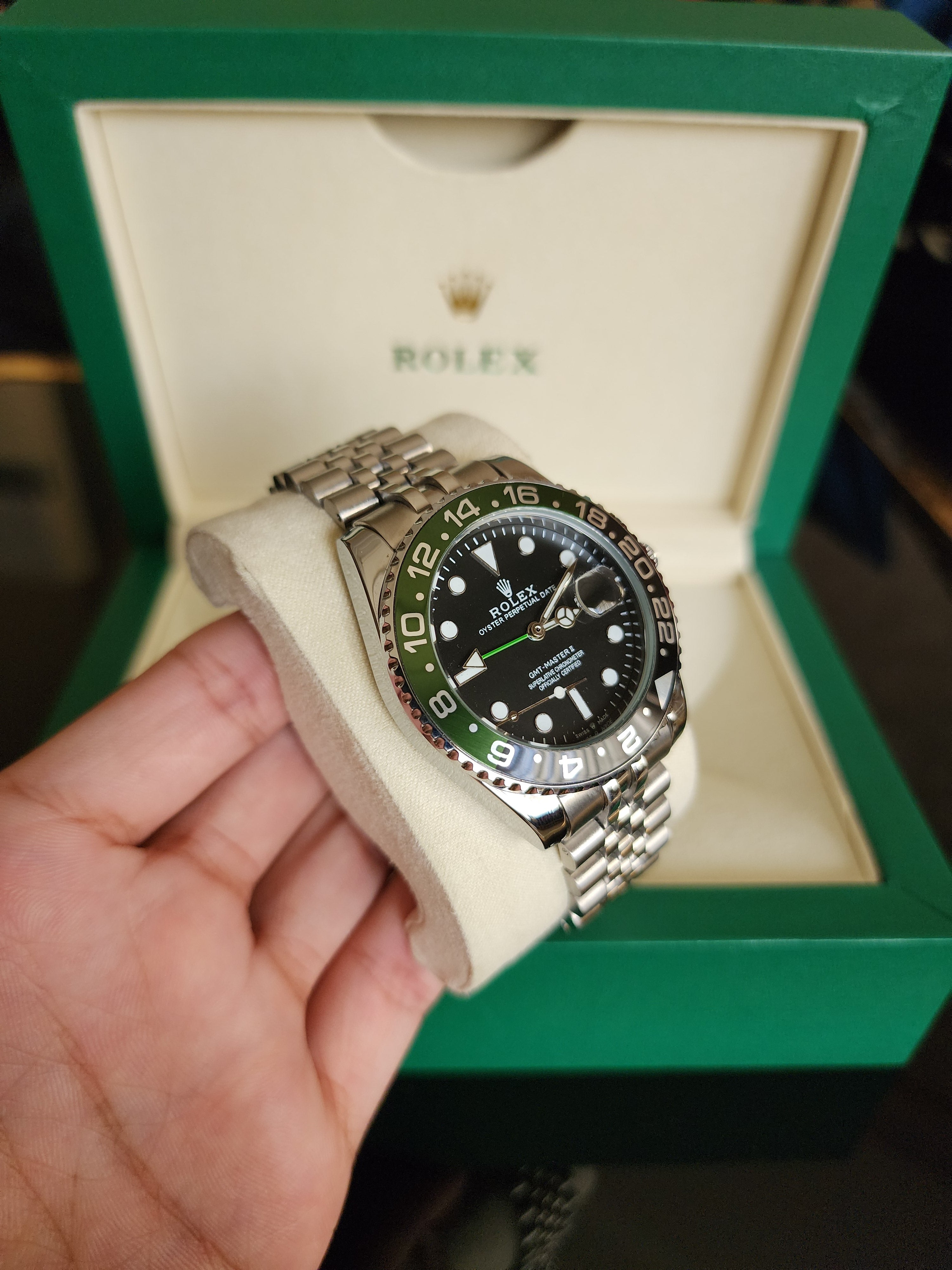 Rolex: GMT Green