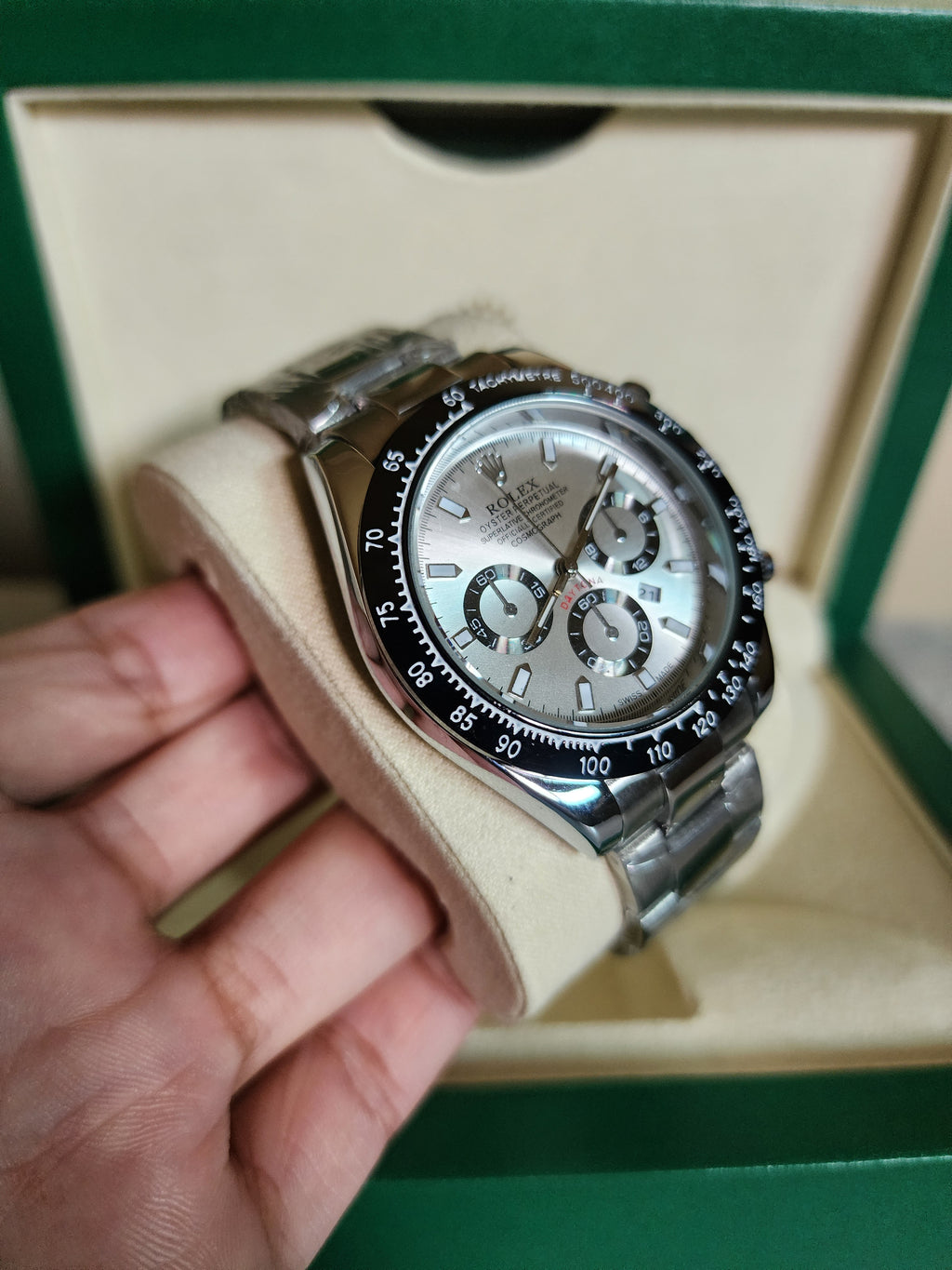 Rolex: White Daytona - Chronograph Working