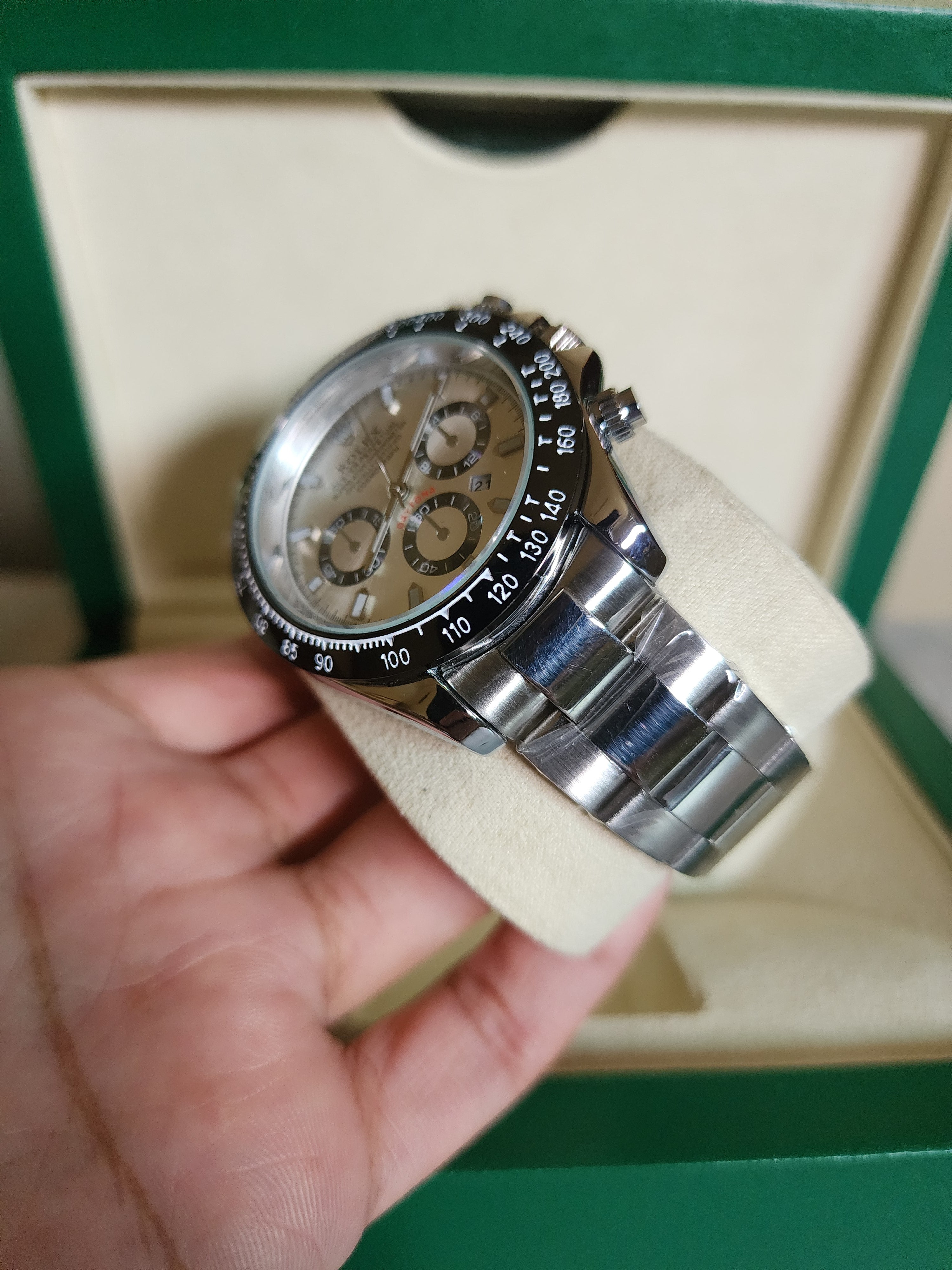 Rolex: White Daytona - Chronograph Working