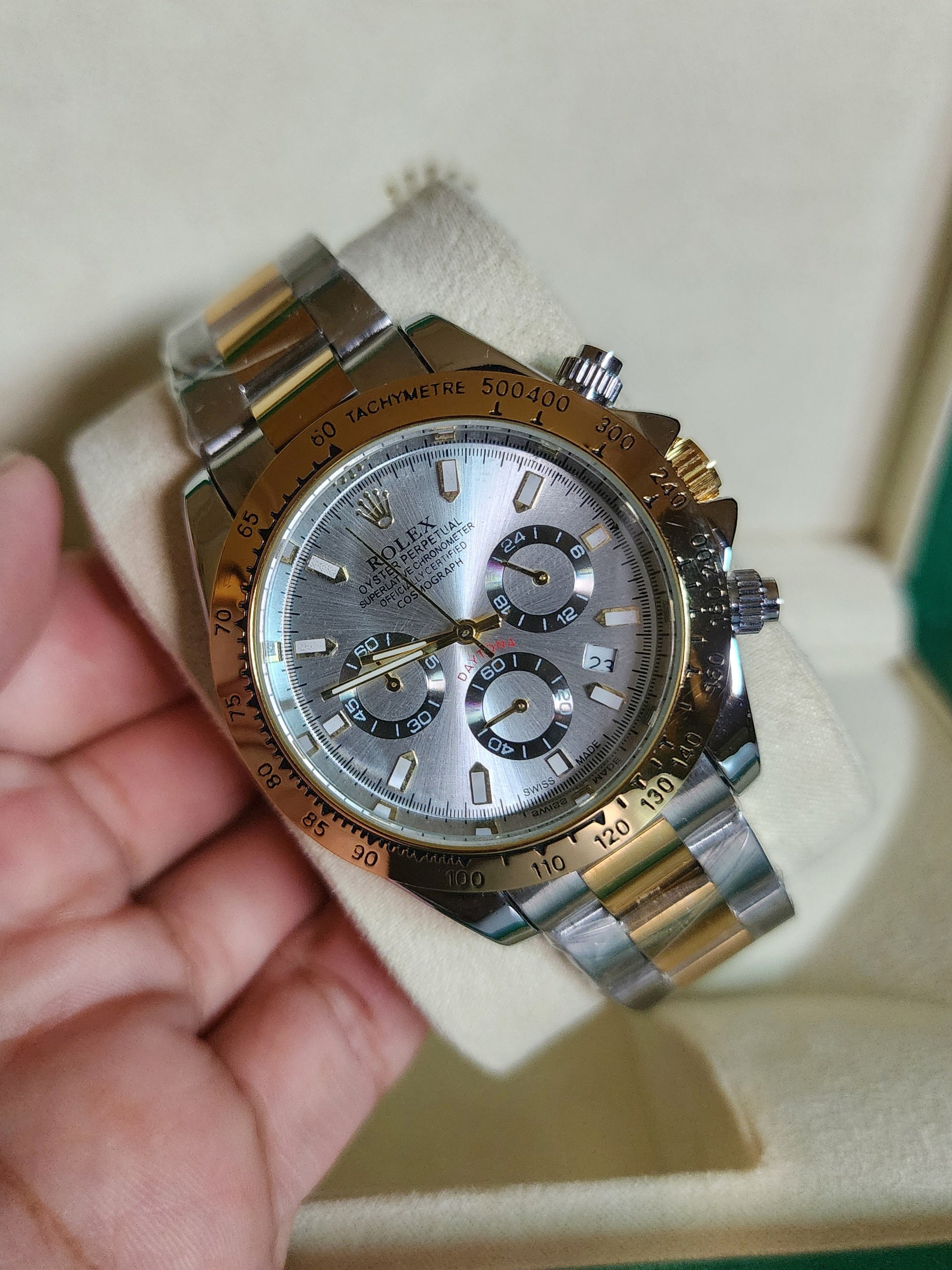 Rolex: Daytona - Chronograph Working - 2 Tone